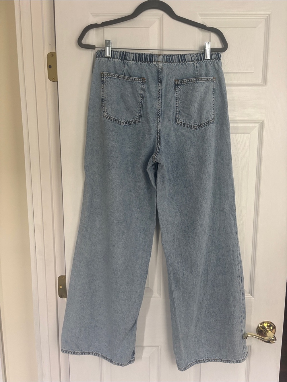 GAP Light Wash Wide-Leg Denim with Drawstring - Picture 7 of 8
